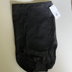 NWT SPANXsculpt Seamless Power High-Waisted Brief in Black Size Small
